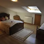 Casa De Trajinha Bed & Breakfast 3*