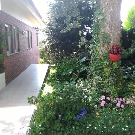 Casa De Trajinha Bed and Breakfast 3*